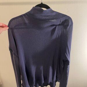 WE THE FREE navy longsleeve turtle neck